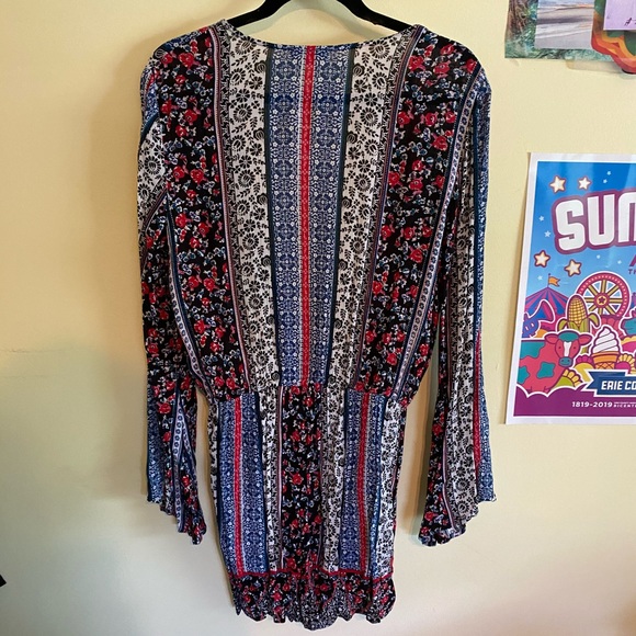 Loose patterned romper with elastic waist - Picture 3 of 3